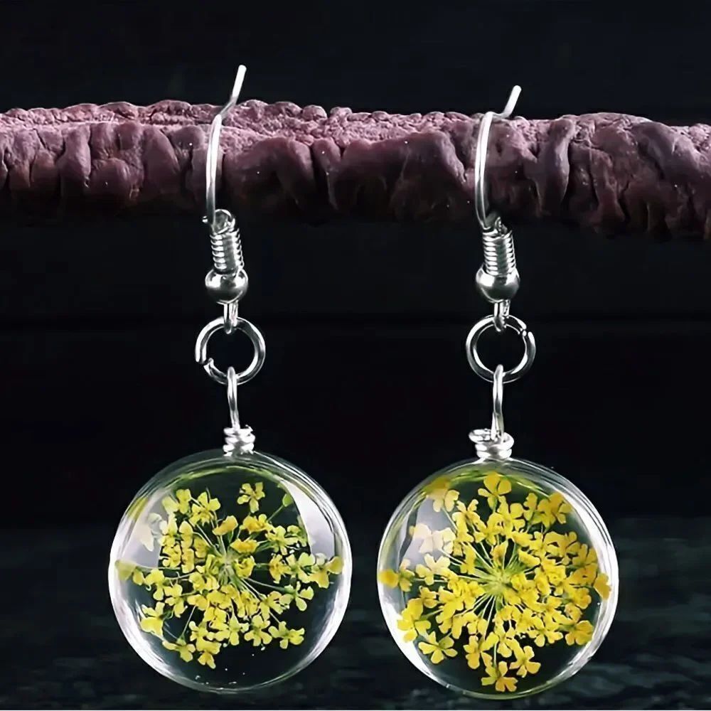 NWT DELICATE DRIED FLOWER DROP EARRINGS IN DAFFODIL YELLOW